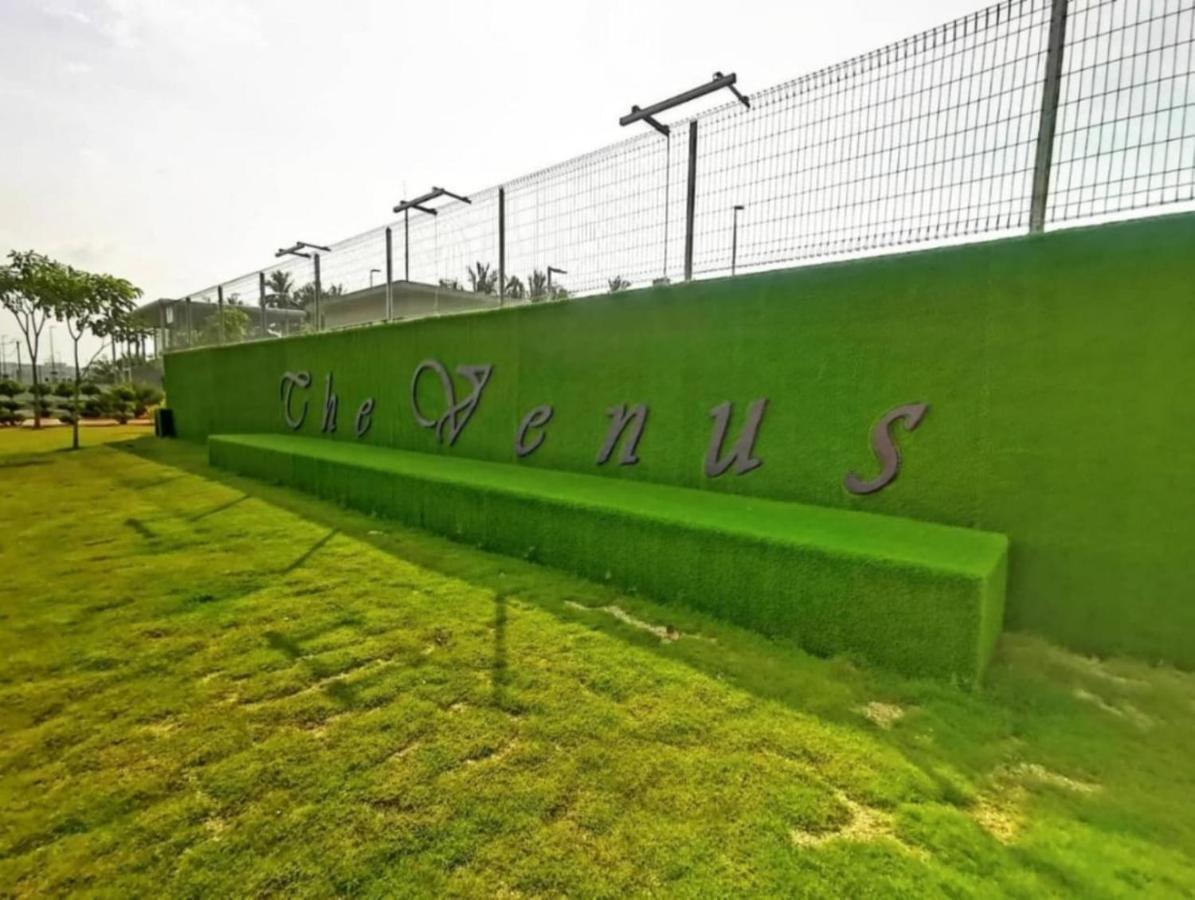 Apartment Travelers Homestysitiawan B-30-6 The Venus Aparment