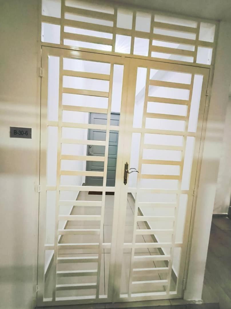 Apartment Travelers Homestysitiawan B-30-6 The Venus Aparment