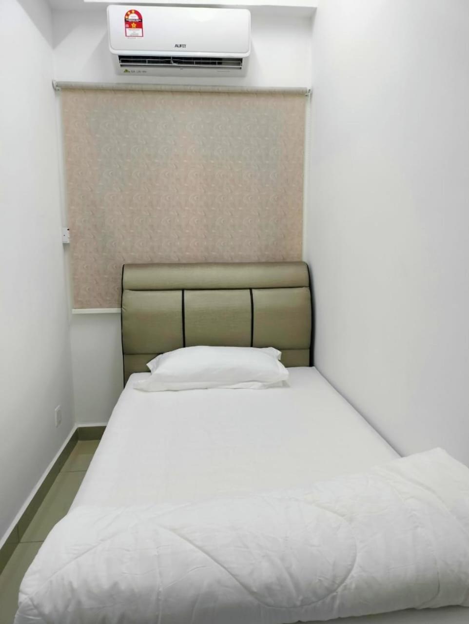 Apartment Travelers Homestysitiawan B-30-6 The Venus Aparment Seri Manjung